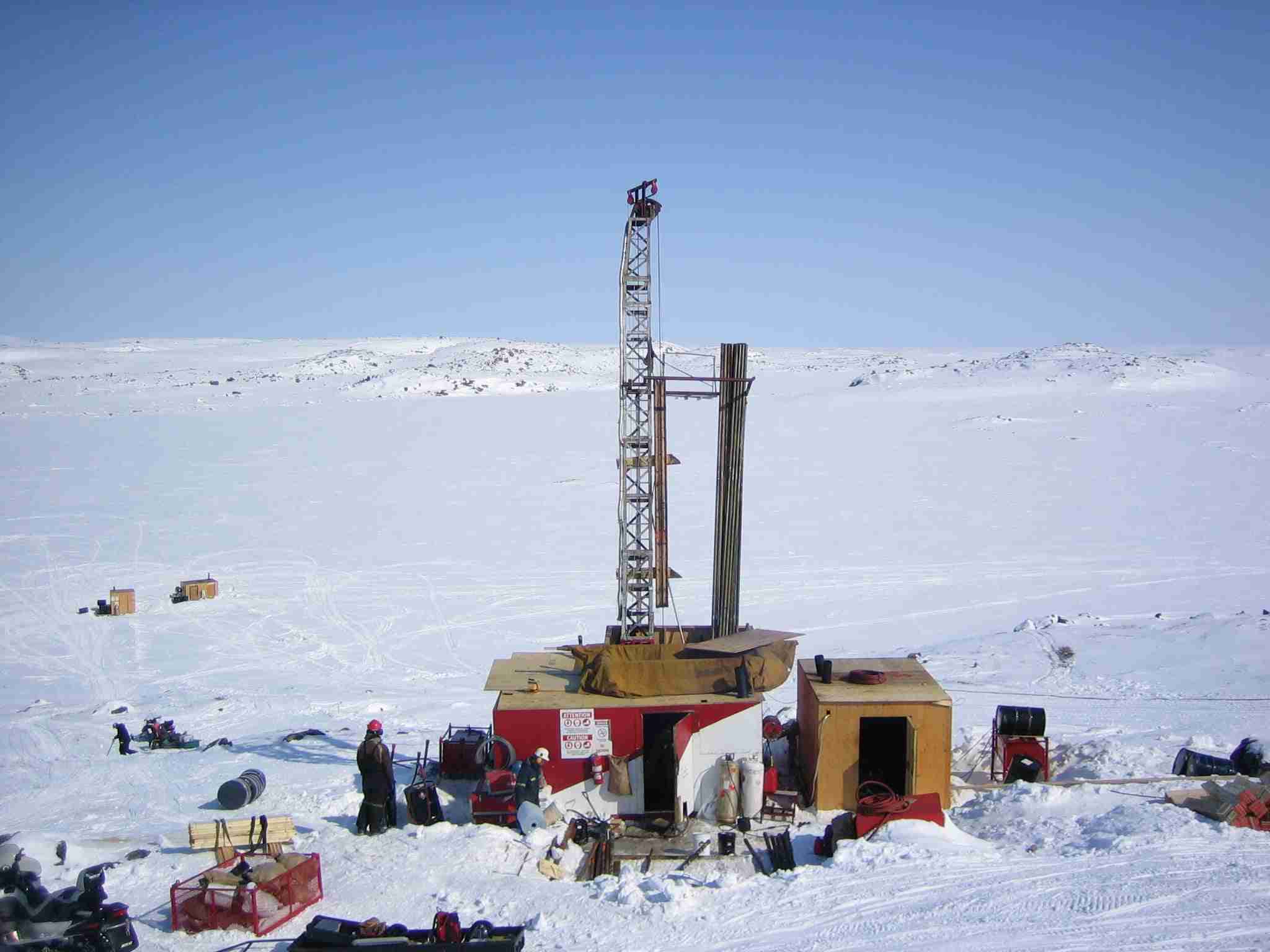 SWiPS arctic Preparing for Packer Testing Inukshuk Zone