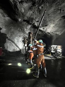Deployment of IPI Packers' DuraFRAC® Straddle Packers in an underground mine